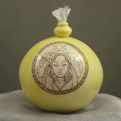 Goddess Round Oil lamp